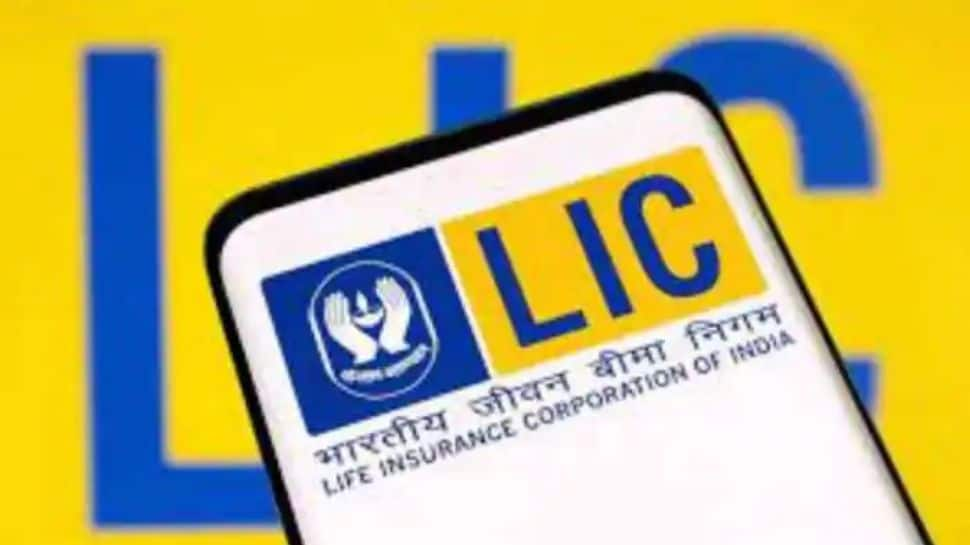 LIC shares hit new record low of Rs 720.10, investors lose over Rs 1.4 lakh crore