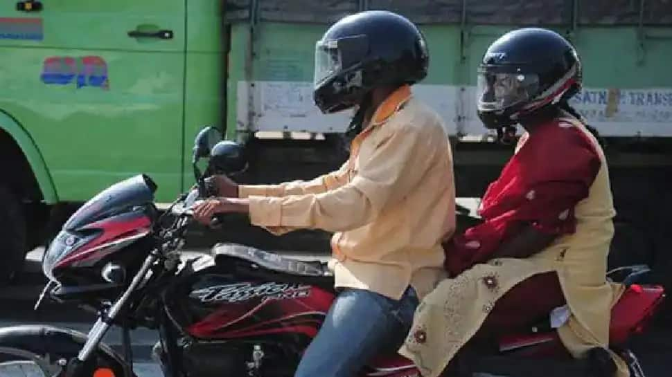 Mumbai Traffic Police to challan helmetless pillion riders from today; Establishes 50 stations