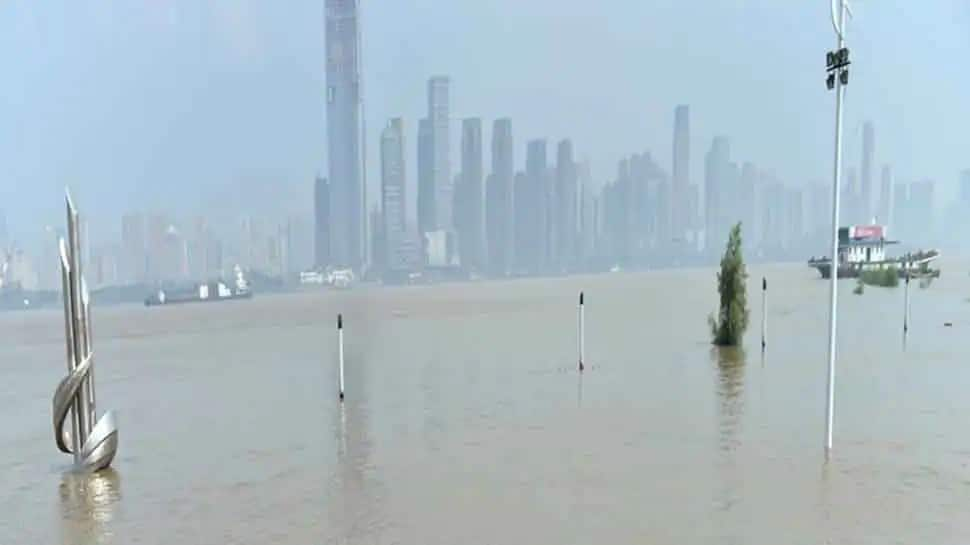 10 killed, 3 Missing In Central China Flooding