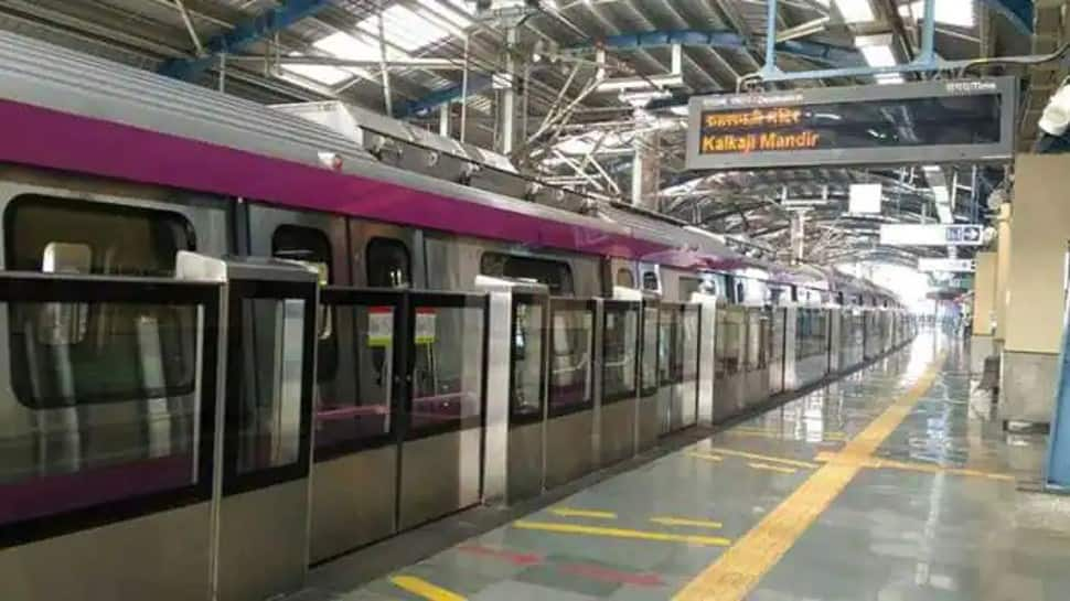 Delhi Metro: Violet line services delayed due to technical snag, commuters suffer