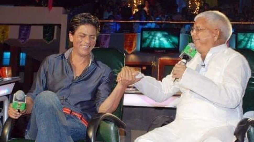 Lalu shares the stage with Shah Rukh Khan