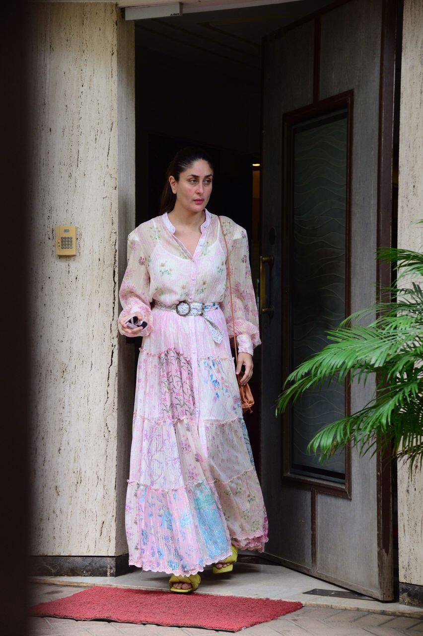 Kareena ties her hair in a sleek pony