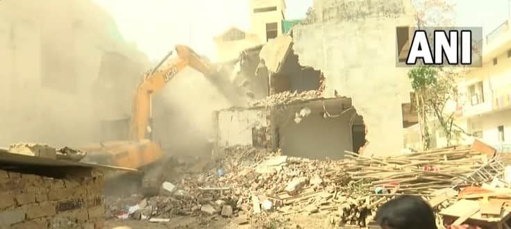 Big bulldozer action in Prayagraj, Saharanpur: &#039;Mastermind&#039;s&#039; house razed, same-fate for stone-pelters - 10 facts