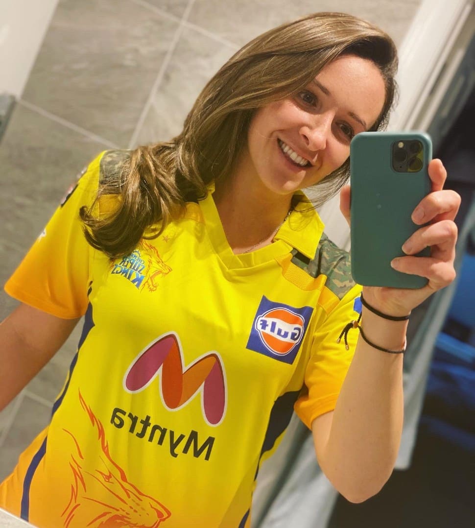 Kate Cross is 30-year-old England pace with 62 wickets in ODIs at an average of just 24. Cross is a Chennai Super Kings and MS Dhoni fan and turned out for Velocity team in Women's T20 Challenge this year. (Source: Twitter)
