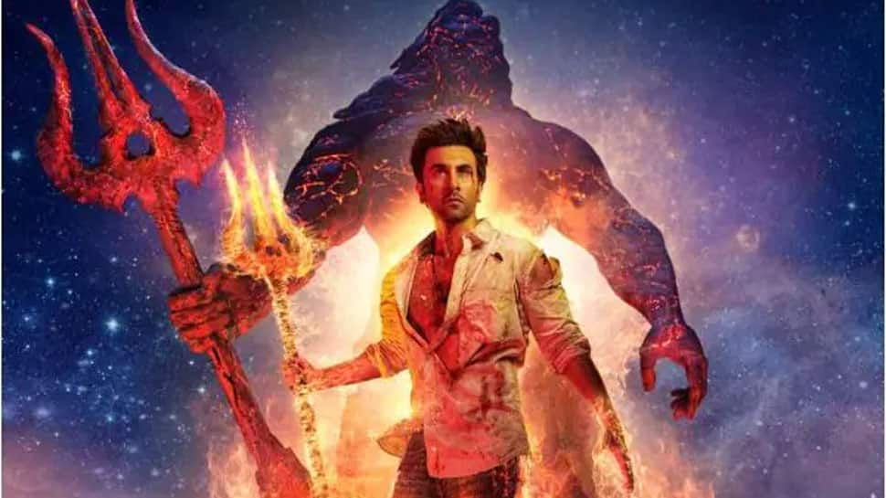 Brahmastra trailer BRUTALLY trolled, fans review it as &#039;Aquaman mixed with Avengers&#039; - Watch