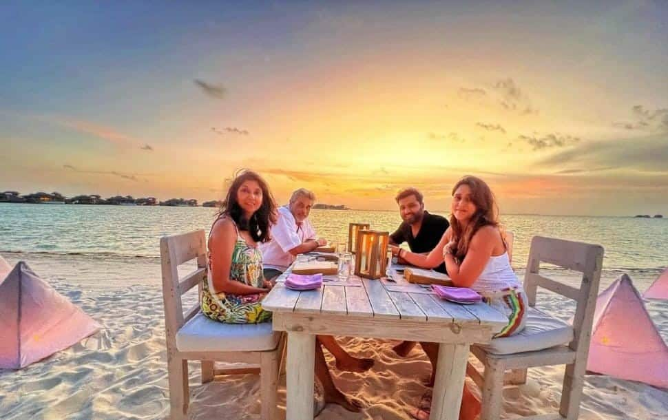 Rohit Sharma enjoys lunch at a beach