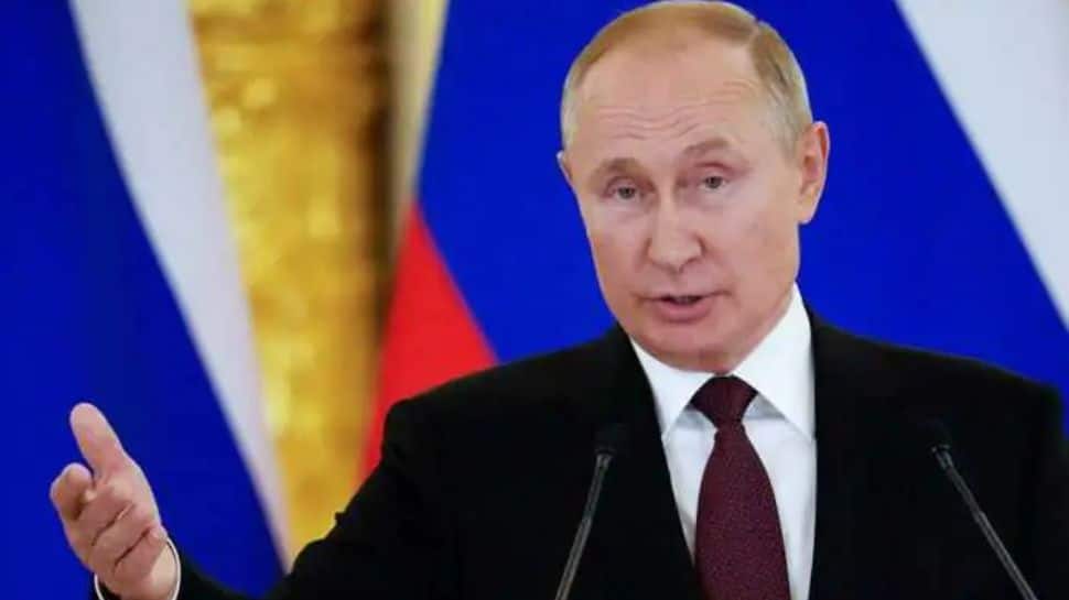 Vladimir Putin seen &#039;trembling, struggling to stand&#039; amid reports of his ill health - WATCH
