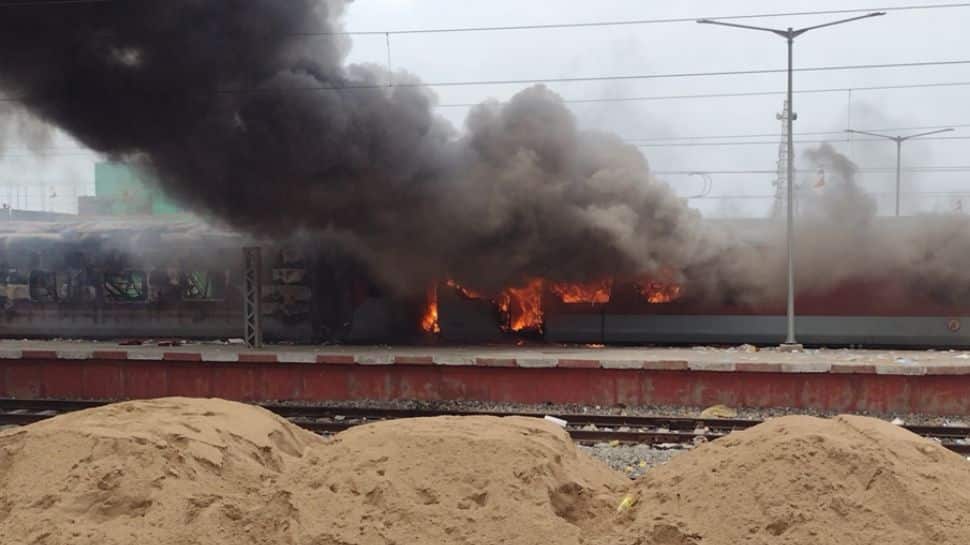 Train set ablaze in Bihar
