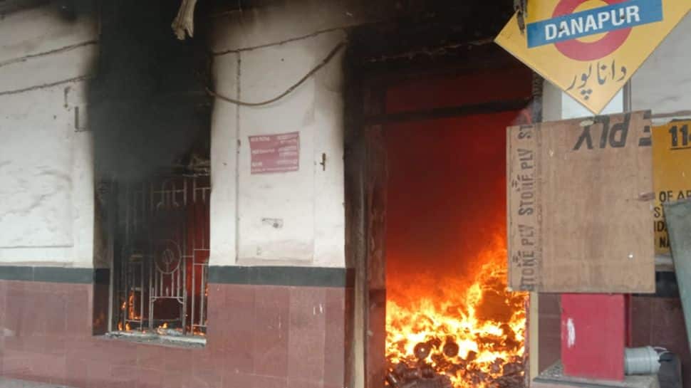 Agnipath protests: Danapur Railway Station room set ablaze