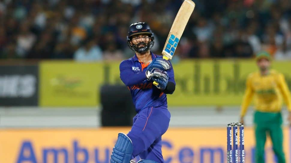 Dinesh Karthik slams maiden T20I fifty 16 years since debut, Twitter hails India&#039;s new finisher