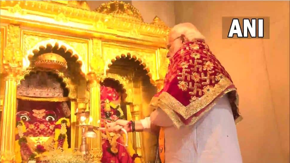 PM Modi inaugurates Kalika Mata temple in Gujarat&#039;s Pavagadh