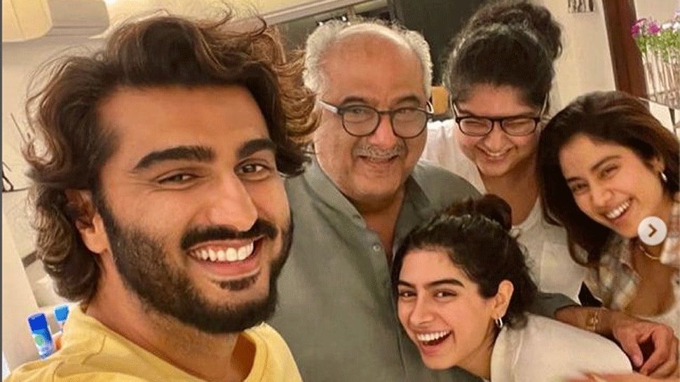 Father&#039;s Day 2022: Arjun Kapoor can&#039;t find a pic with dad Boney Kapoor, Khushi Kapoor calls herself &#039;the favourite child&#039;