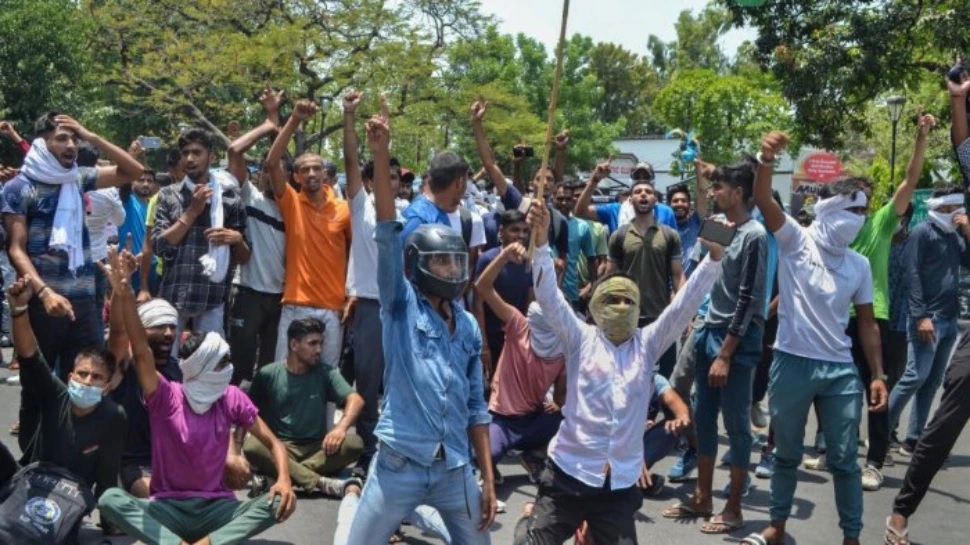 Congress protest: Travelling to Delhi from NCR - Check traffic advisory here Congress protest: Travelling to Delhi from NCR - Check traffic advisory here