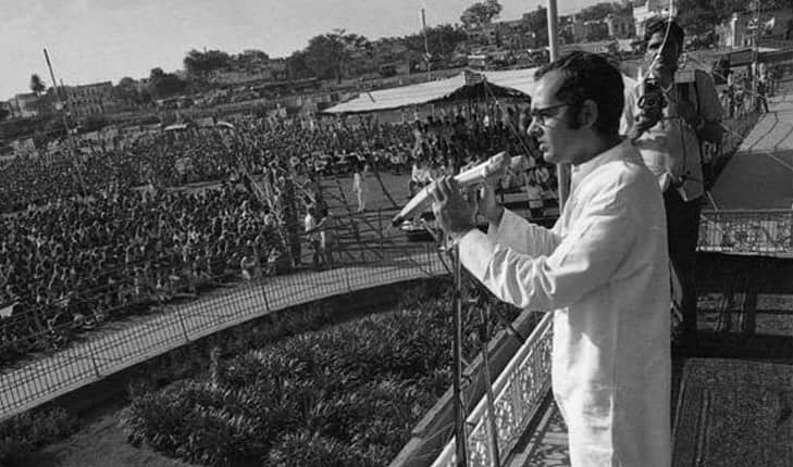 Sanjay Gandhi's slum demolition controversy