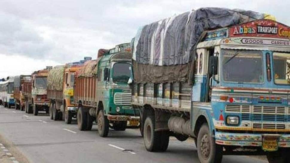Delhi government BIG step: Bans entry of heavy, medium goods vehicles from October 1