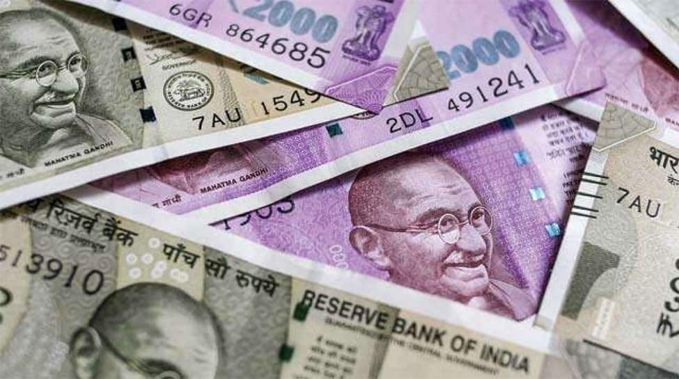 RBI will not allow &#039;jerky movements&#039; of Rupee: Deputy Governor Patra
