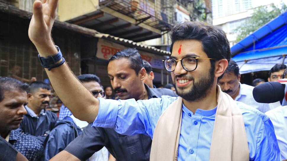 15-20 MLAs were kidnapped, want to come back: Aditya Thackeray&#039;s BIG claim amid political crisis