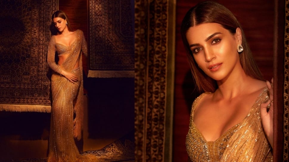 Kriti Sanon Ki Sexy Chut - Kriti Sanon looks radiant in Gold and Glittery saree, fans go crazy! | News  | Zee News