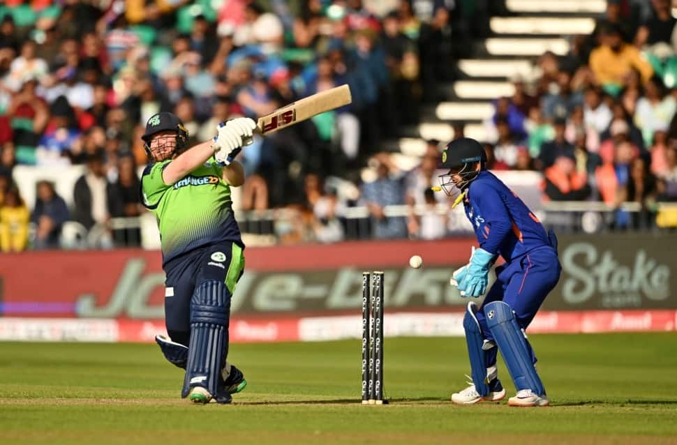 Ireland opener Paul Stirling en route to scoring 40 off 18 balls against India in the second T20 game. Stirling hammered Bhuvneshwar Kumar for 18 runs in first over, the most runs conceded by India in a T20I match. (Source: Twitter)