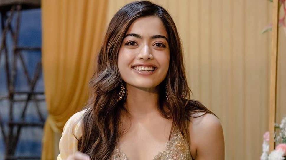 Rashmika Mandanna's Srivalli act in Pushpa got her 'Animal' with Ranbir  Kapoor | People News | Zee News