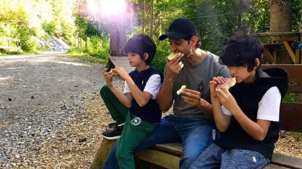 Hrithik Roshan cooks scrumptious breakfast for his kids, calls himself &#039;amazing’ 