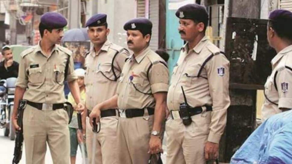 Bihar: Crude bomb explodes in Patna court, cop injured