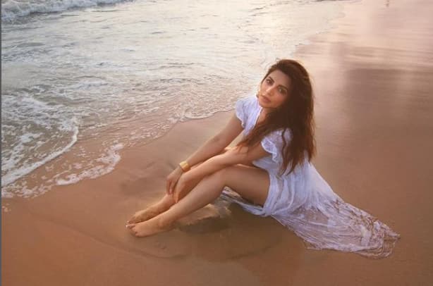 Shama Sikander And Her Sizzling Beach Style Will Make You Fall In Love With  Summers All Over Again