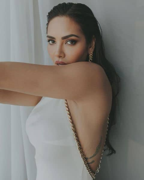 Esha Gupta's ravishing photoshoot