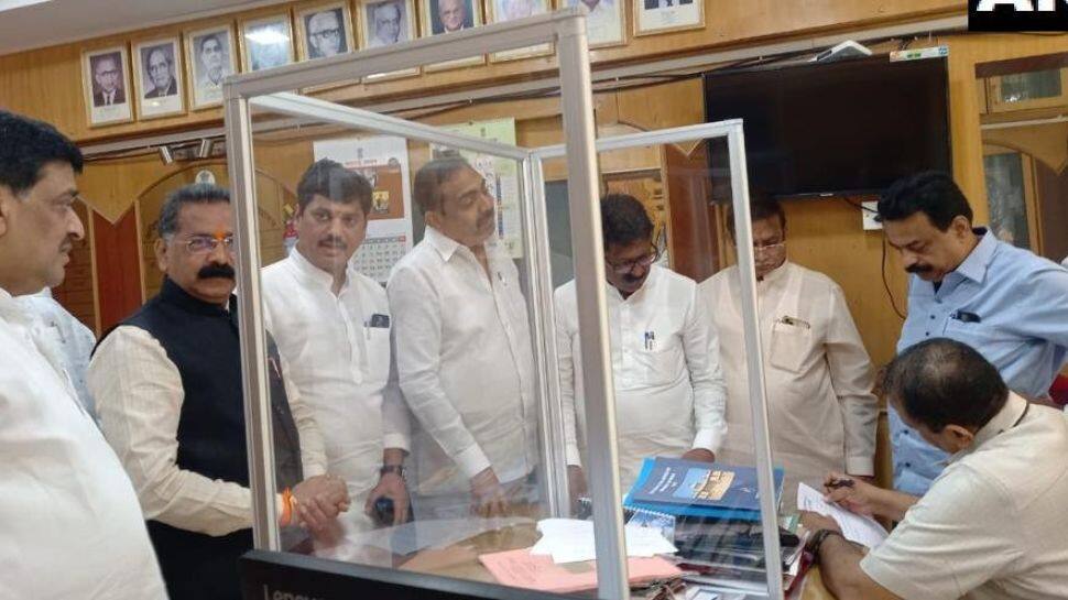 Maharashtra Assembly Speaker election: Shiv Sena's Rajan Salvi files nomination, to face first-time BJP MLA Rahul Narvekar | India News - Vimarsana News