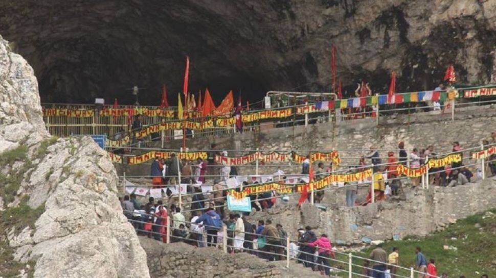 Amarnath Yatra 2022: Amarnath Yatra temporarily suspended due to bad weather, 3,000 pilgrims held up in camp