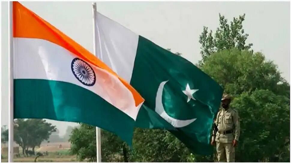 BSF apprehends 4 Pakistani fishermen, seizes 10 boats near India-Pakistan bord - Vimarsana News