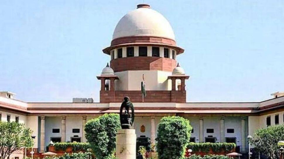 SC refuses urgent hearing, no decision on disqualification of Shiv Sena MLAs