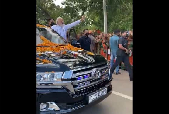 PM Narendra Modi visits pilgrim town of Deoghar, poster war erupts between BJP and JMM to welcome him