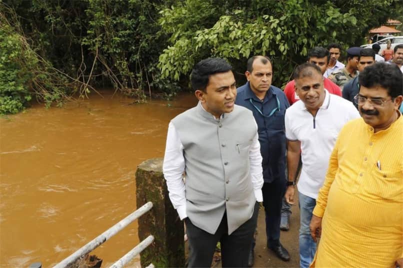 Goa CM visits the flood affected areas