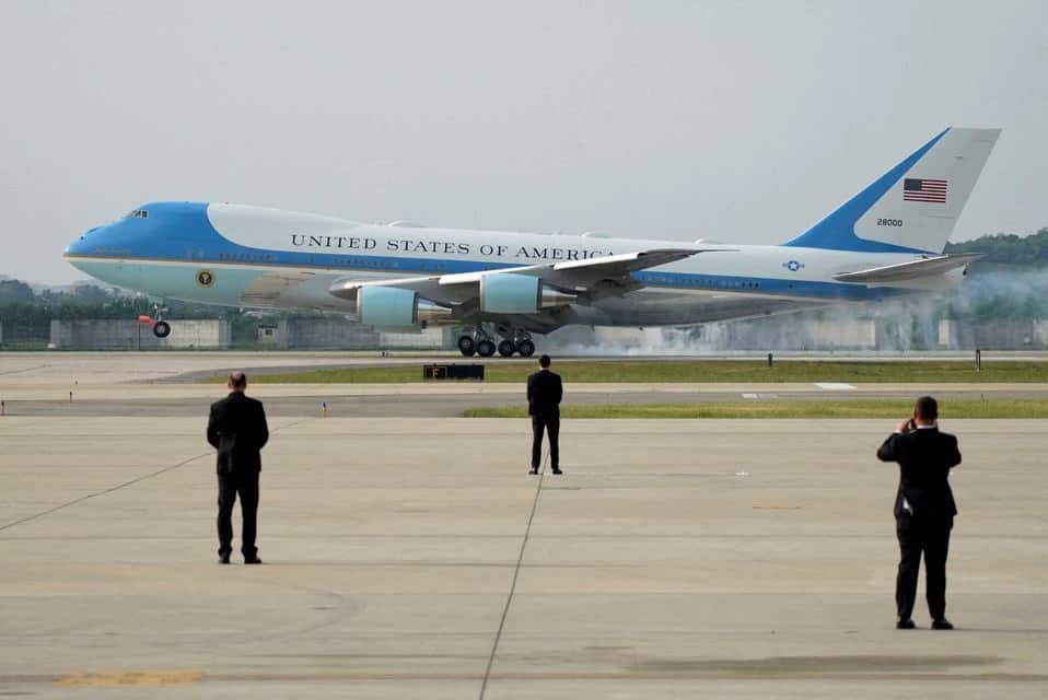 Air Force One Landing 