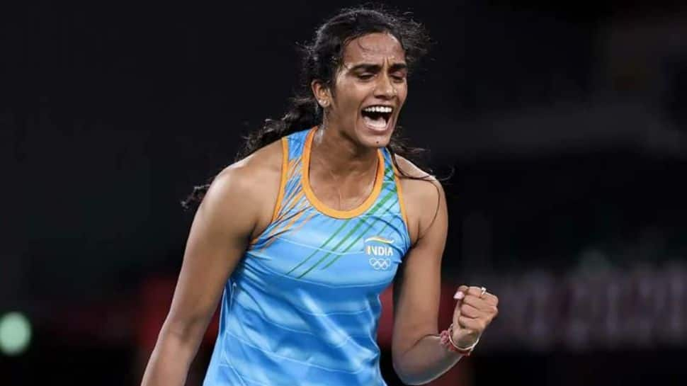 PV Sindhu beats Japan&#039;s Saena Kawakami to entre final of Singapore Open 2022