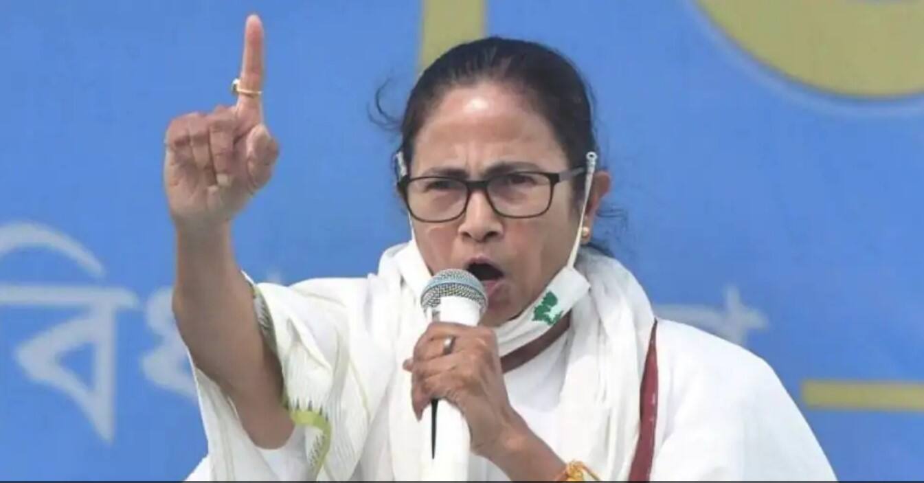 How Mamata Banerjee is CRUSHING BJP in West Bengal, by using saffron party&#039;s very own doctrine