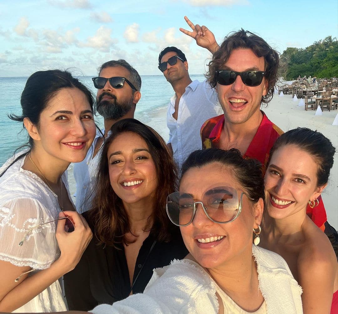 Katrina celebrates birthday with Vicky and their friends