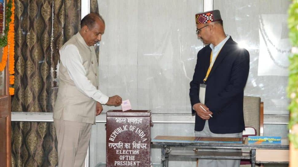 Himachal CM Jairam Thakur casts his vote