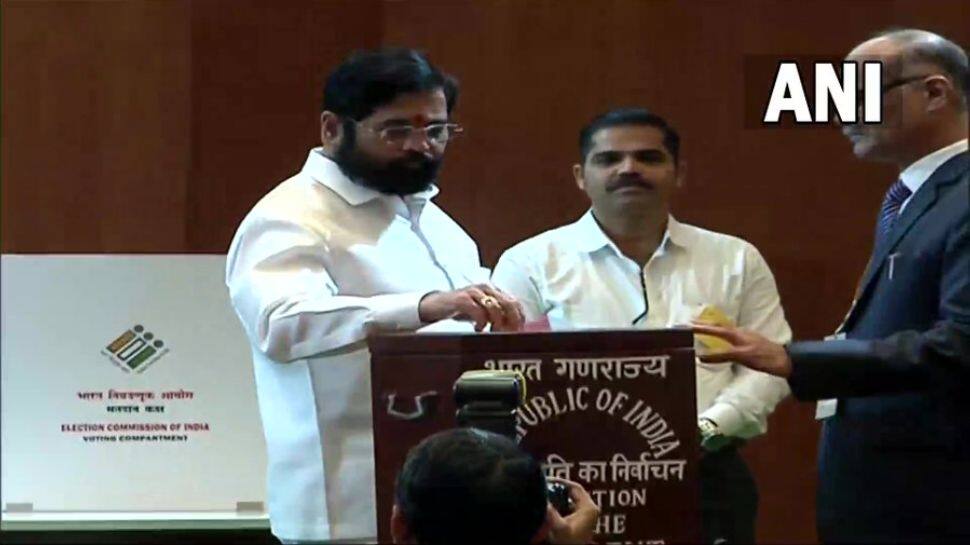 Maharashtra CM Eknath Shinde casts his vote