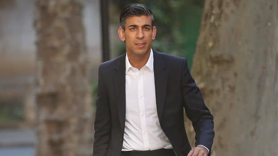 Rishi Sunak leads race to become UK Prime Minister, only 4 remain in race