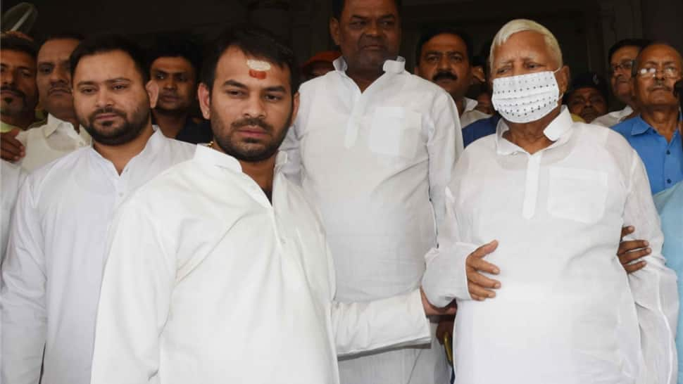 Lalu Prasad Yadav&#039;s son Tej Pratap threatens to release videos of abuse suffered by him, his family in marriage - Watch