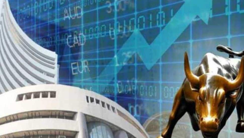 Sensex rallied 56.67 points to 55,454.20, Nifty climbed 22.50 points to 16,543.35 in early trade