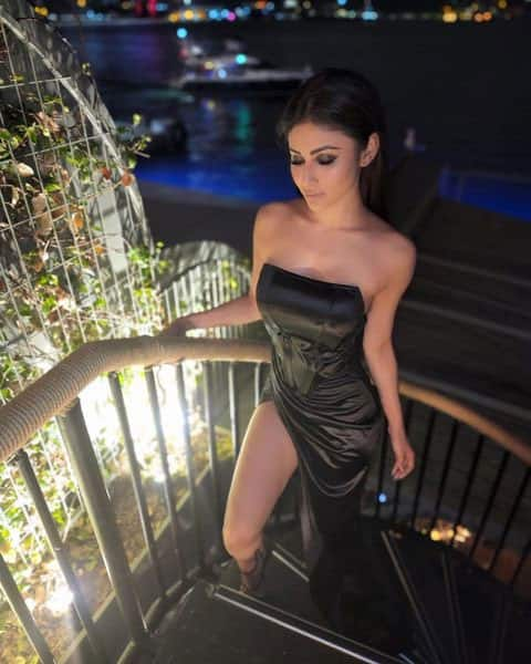 Mouni Roy's sizzling black dress