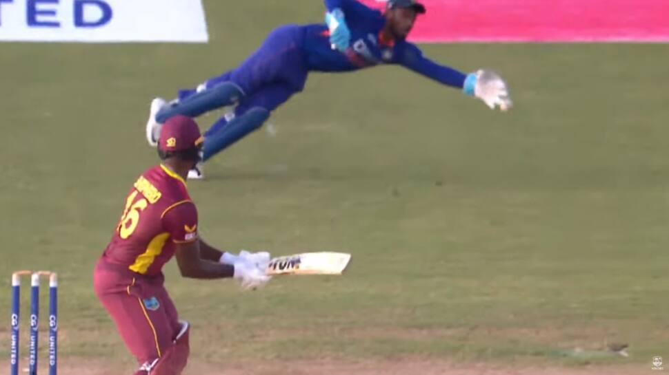  &#039;Sanju Samson saved the match&#039;: Wicketkeeper becomes hero on Twitter for stopping boundary in 1st IND vs WI ODI - WATCH