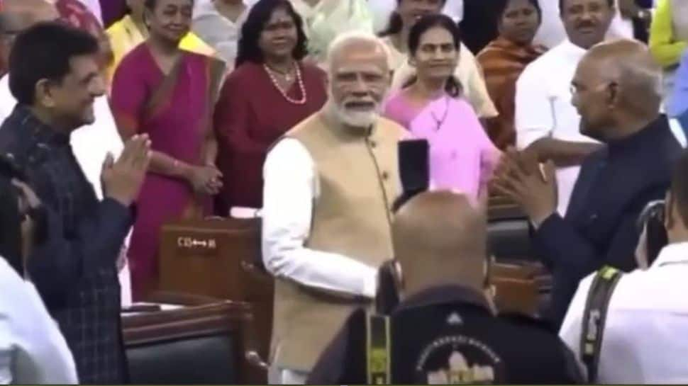 &#039;Aisa apman very SORRY sir...&#039;, AAP MP alleges PM Modi &#039;DISRESPECTED&#039; Ram Nath Kovind, BJP clarifies - WATCH