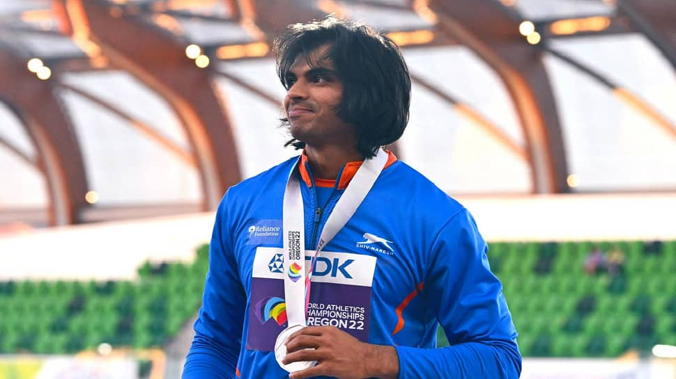 World Athletics C&#039;ship: B-town celebs pour in congratulatory wishes as Neeraj Chopra wins silver!