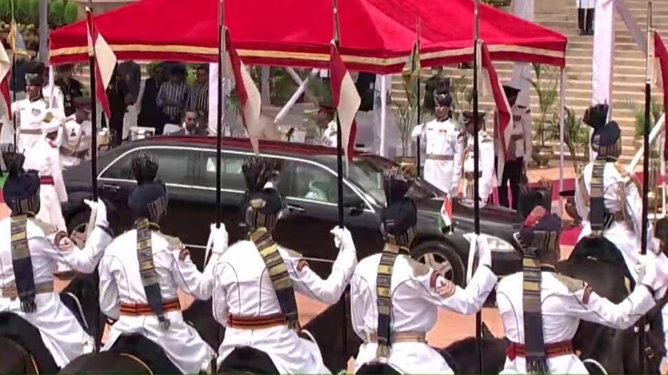 Droupadi Murmu receives ceremonial salute