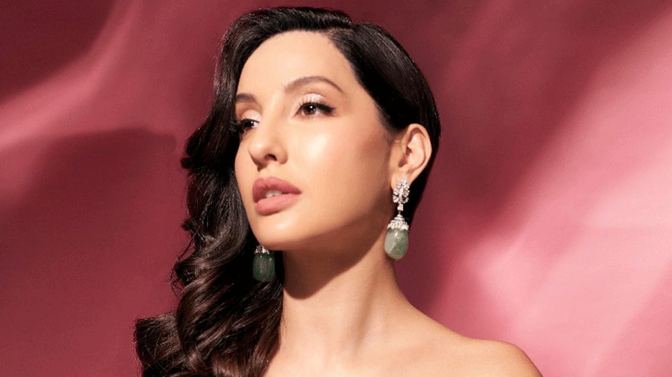 VIRAL: Nora Fatehi showcases her killer walk in off-shoulder mini dress, check VIDEO