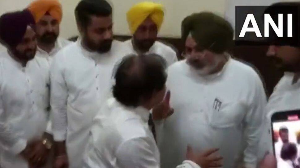 Watch: Punjab Health Minister asks vice-chancellor to lie on dirty hospital bed! 